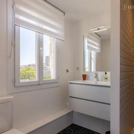 فندق مبيت وإفطار Les Seraphines - D'hotes - Guests House 3*