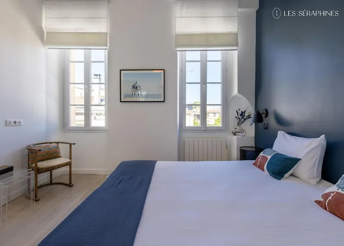 Les Seraphines - D'hotes - Guests House Oda ve Kahvaltı