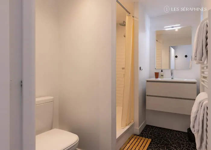 ベッド・アンド・ブレックファスト Les Seraphines - D'hotes - Guests House 3*